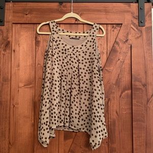 Adorable swing tank blouse